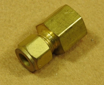 3 pieces - 3/8" Tube x 3/8" FNPT, Brass, Parker CPI 6-6 GBZ-B - New - Image 1 of 4