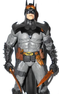 DC Universe Multiverso BATMAN PROGETTATO da Todd mcfarlane classici completi - Foto 1 di 2