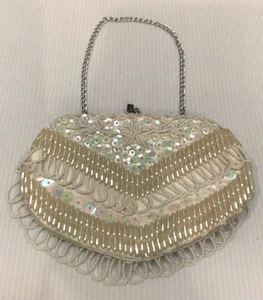 VINTAGE 1970'S HAND MADE PEARL & SEQUIN BEADED SMALL EVENING BAG HONG KONG MADE  - Picture 1 of 4