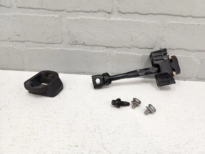 2004-2015 Mini Cooper S Passenger Front Right Door Check Stop Limit Bracket OEM - Изображение 1 из 4