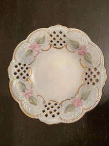 VINTAGE FLORENCE CERAMICS/PORCELAIN TRINKET/SOAP/CANDY DISH 6.75”x 6.75” X 1.5” - Picture 1 of 7