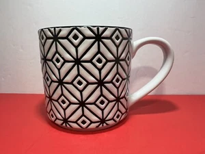 Graydon Hall Black and White Geometric Design Coffee/Tea Mug 12oz - Picture 1 of 8