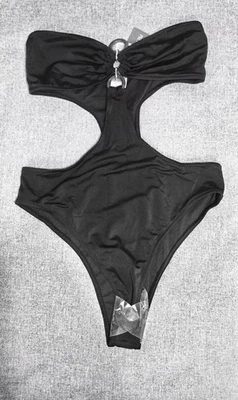 Monokini negro recortado PrettyLittleThing detalle de anillo traje de baño de una pieza EE. UU. 6 Foto 1 de 4