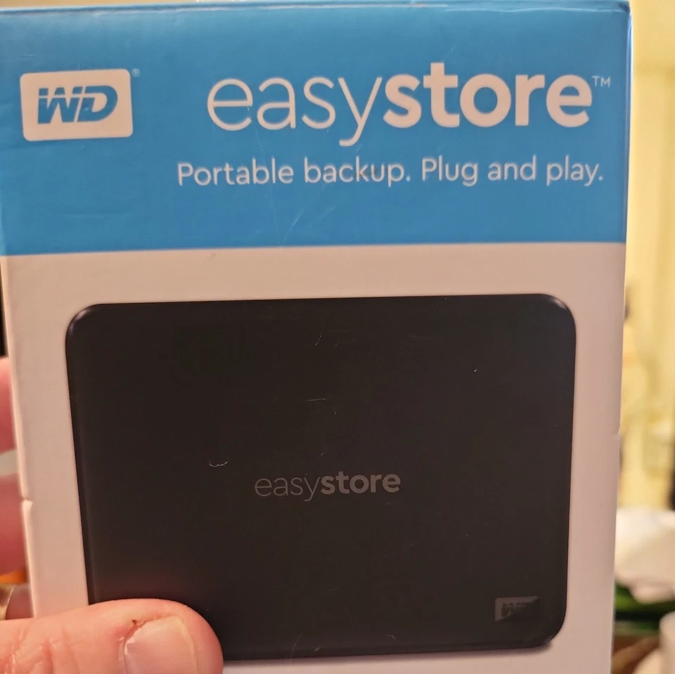 Western Digital EasyStore WDBAJP0040BBK-WESN 4 TB,External,2.5 inch Hard Drive - image 1 of 1