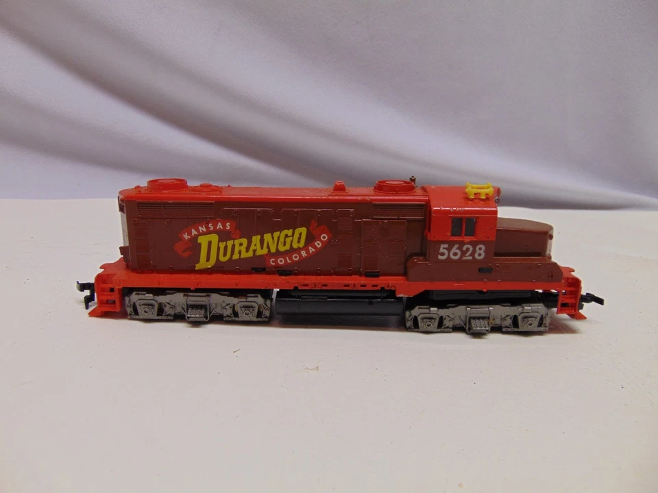 Локомотив Tyco Kansas Durango Colorado No5628 длиной 7,5 дюйма коричневого и красного цветов - Изображение 1 из 4