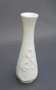 Krister Porzellan Vase Solifleur KPM Handarbeit weiß mit Muster 17 cm H 939/17 - Bild 1 von 3