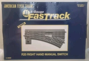 BOXED LIONEL S GAUGE R20 RIGHT HAND POINT MANUAL SWITCH AF TRAINS FASTRACK - Picture 1 of 5