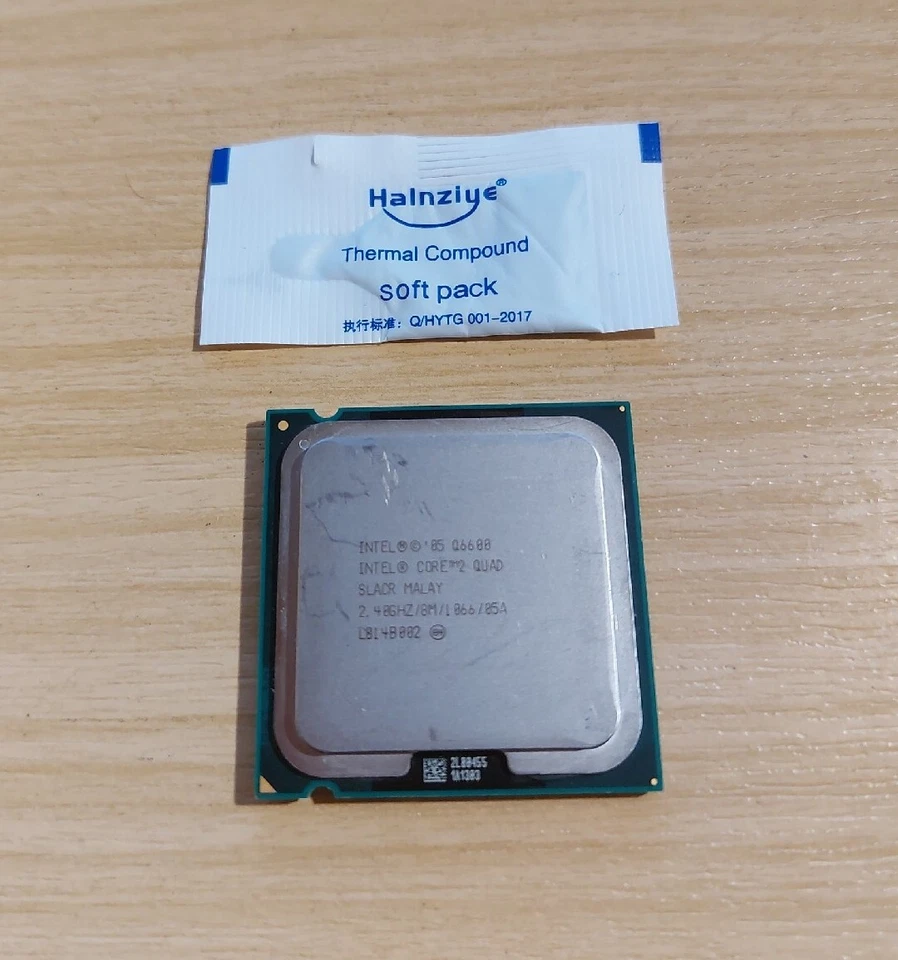 CPU 775 CORE QUAD Q6600 2.4 GHZ SLACR 1066 SOCKET LGA T PROCESSORE PROZESSOR PC - Immagine 1 di 1