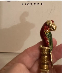 ST JOHN HOME TROPICAL GROUP. RED PARROT CHEESE SPREADERS.Set of 2. ENAMEL/METAL - Picture 1 of 5
