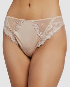 $125 Lise Charmel Women's Beige Floral Lace Jacquard Stretch Soft Thong Size S - Picture 1 of 3