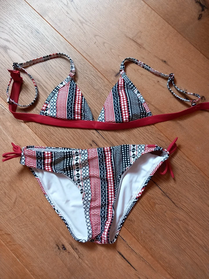 Bikini Mädchen 140, Protest, selten getragen  - Bild 1 von 1