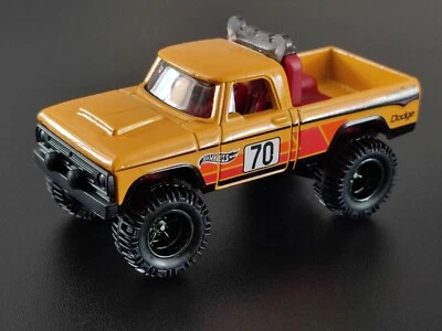 Dodge Power Wagon 1970 personalizado Hot Wheels 1:64 - pilotos reales - como nuevo en caja Foto 1 de 4