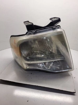 Яркий фон для правой пассажирской фары подходит для 07–14 Expedition 1207008 - Изображение 1 из 4