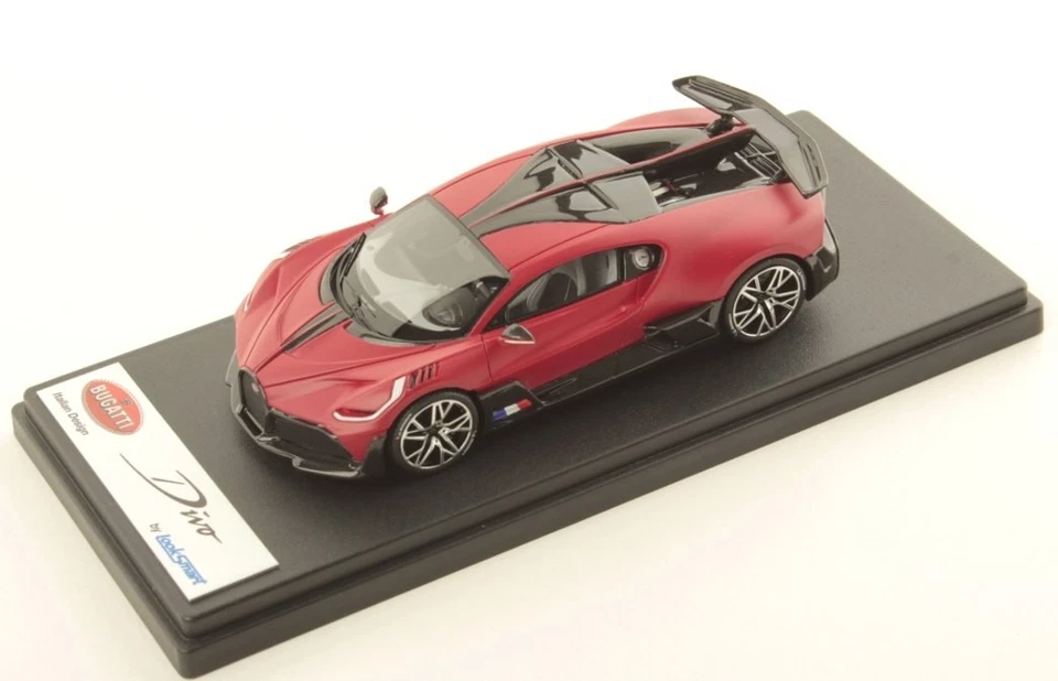 Bugatti Divo Rouge Matt Italien 1/43 Looksmart - Photo 1/1
