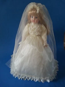 Porcelain Doll Bride Heritage Mint Ltd 1988 1989 - Picture 1 of 23