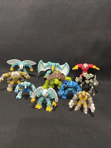 Giochi Prezios Lot of 10 Gormiti Action Figures 1.5" to 2.25" Nice Variety Cover