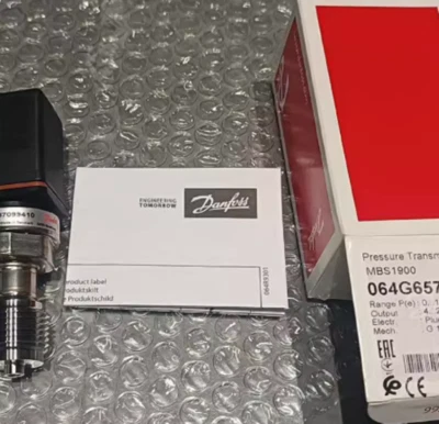 Danfoss MBS1900 pressure transmitter 064G6575 - Image 1 of 4