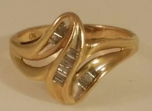 Diamond Baggett 10k Yellow Gold Ring size 7.5 - Picture 1 of 6