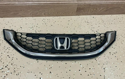 2013 2014 2015 Honda CIVIC SEDAN Front Grille Base 71121-TR3-A01 OEM - Image 1 of 4