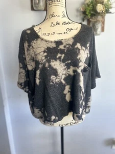 T Party Women’s Tie Dye Top Cropped Size M Slouching Oversized - Picture 1 of 10