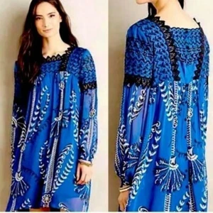 FLOREAT ANTHROPOLOGIE schwarz blau bestickt Blumen LISSE Bauern Boho Kleid 8 - Bild 1 von 10