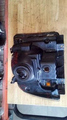 Carcasa de lente de lámpara compuesta para faros de conductor 05-07 FORD F250SD 8113109 Foto 1 de 3