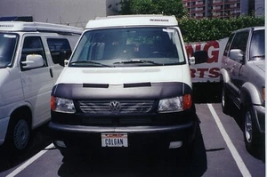 Colgan Front End Mask Bra 2pc.Fits VW Eurovan 1997-2003 With License Plate - Picture 1 of 1