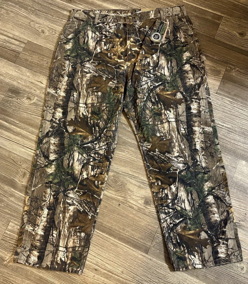 Carhartt Realtree camouflage pants 42-30 - Image 1 of 4