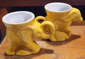 Tazas Frankoma GOP 1975 - Juego de 2 Elefante y Burro - Amarillo - Imagen 1 de 6