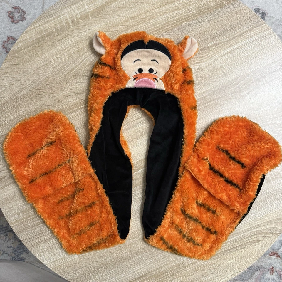 Sombrero de tigre de felpa de los parques de Disney bufanda guantes jóvenes raro retirado Winnie The Pooh Foto 1 de 4
