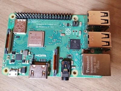 Raspberry Pi 3 B+ (1,4 GHz, 1 GB) - Immagine 1 di 2