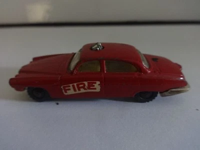Husky / Corgi 1:64 Red Fire Jaguar MK 10 - отдельно - Изображение 1 из 4