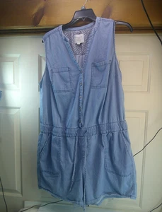 Torrid Shorts Pullover Strampler, Größe 2 - Bild 1 von 2