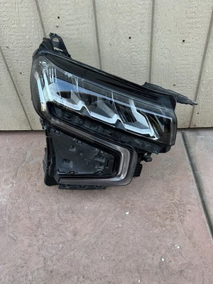 OEM | 2021-2024 Chevrolet Tahoe Suburban Faro LED Completo Derecho Pickup local Foto 1 de 4