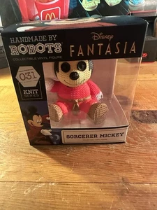 Figura Vinilo Hecha a Mano por Robots #031 Hechicero Mickey Tejida - Disney Fantasia - Imagen 1 de 9