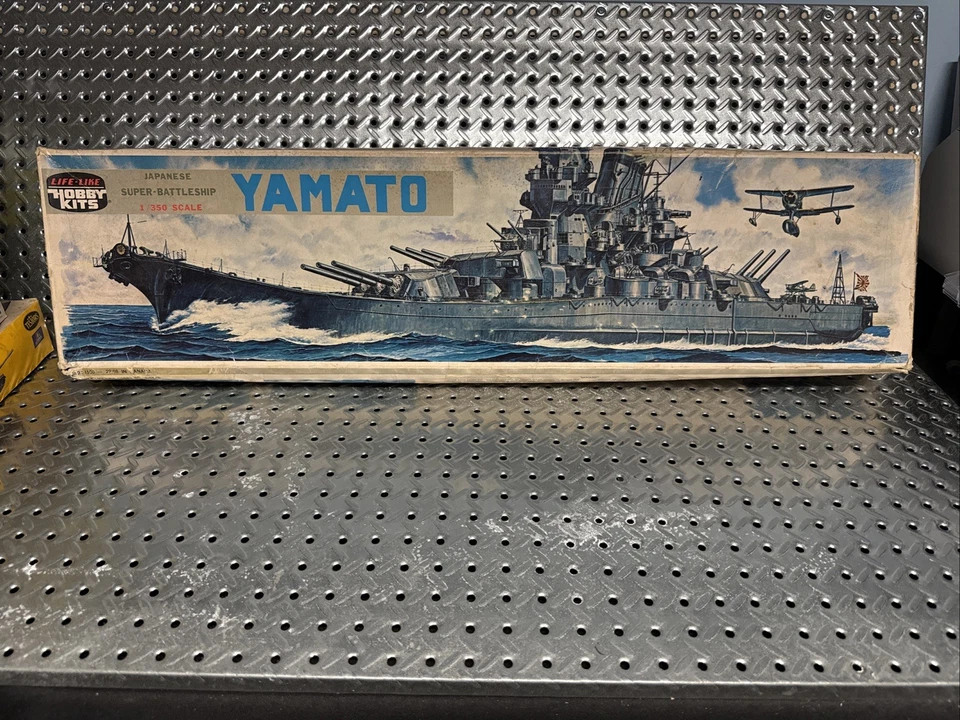 Life-Like Yamato японский супер линкор 1/350 B242 FS модель набор NIOB - Изображение 1 из 4