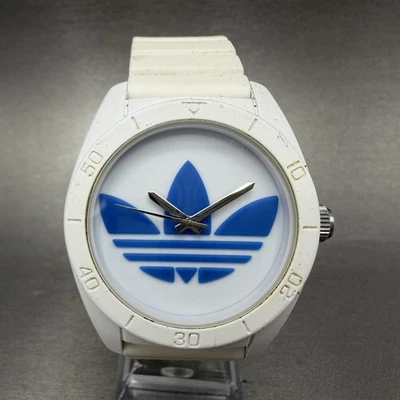 Reloj Adidas Santiago Hombre 43mm Esfera Blanca Tono Blanco Redondo ADH2824 Batería Nueva Foto 1 de 4
