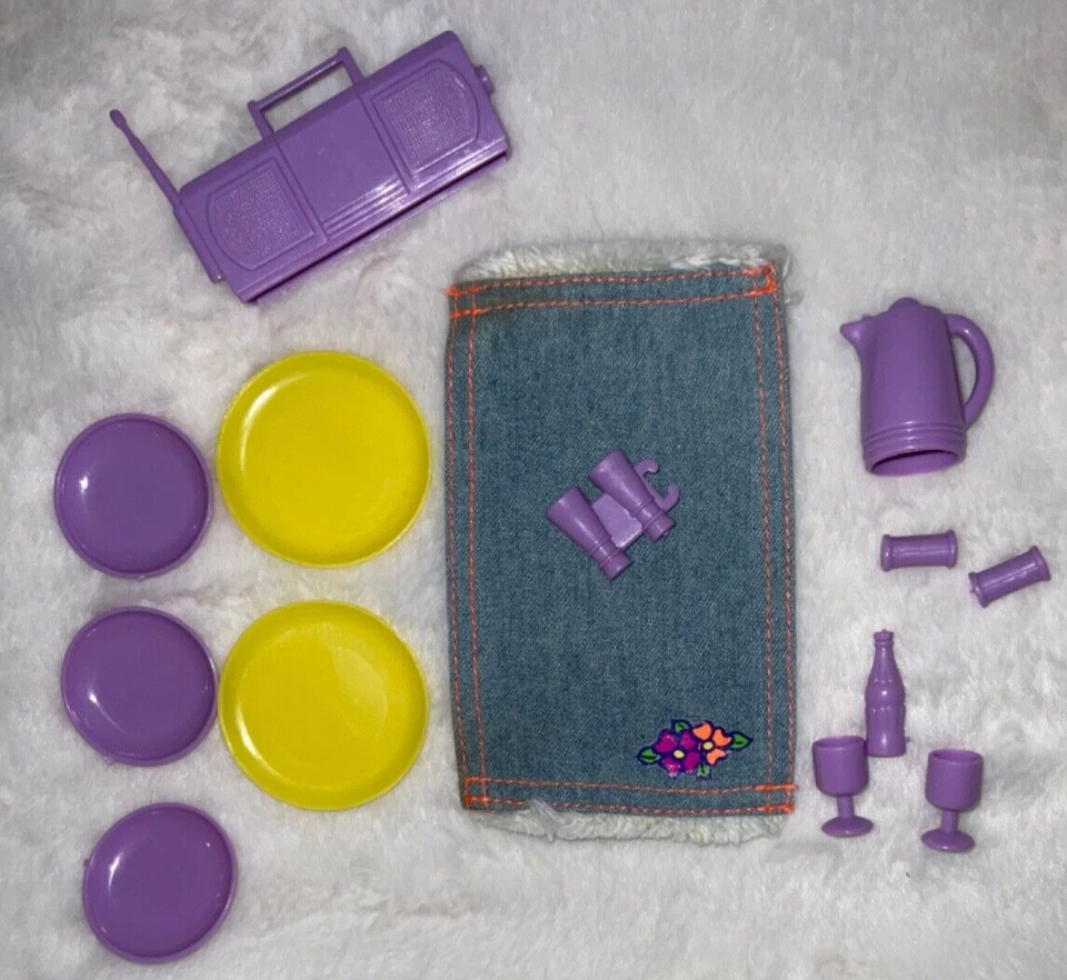 1994 Barbie High Stepper Palomino Walking Horse Saddle Blanket & Accessories P1 - Image 1 of 1