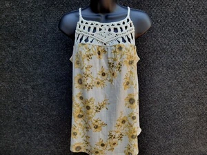 Maurices Women's Floral White Sleeveless Shirt Top Size XS - Picture 1 of 4