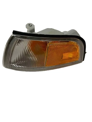 MR296305 Lámpara Delantera 1997, 1998,1999, 2000, 2001 MITSUBISHI MIRAGE Izquierda NUEVA OE Foto 1 de 3