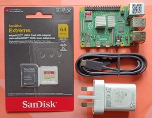 Raspberry Pi 4 Model B - 2GB RAM + 64GB SD card + Power Supply + Heat sinks - Afbeelding 1 van 2