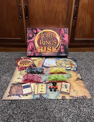 Lord Of The Rings Risk Board Game by Parker 100% Complete Good Used Condition - Image 1 of 4