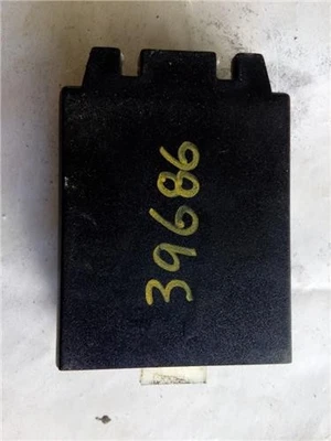 CENTRALINA Kia Carnival II (FL)(2001->) e1021496 / E1021496 - Immagine 1 di 3