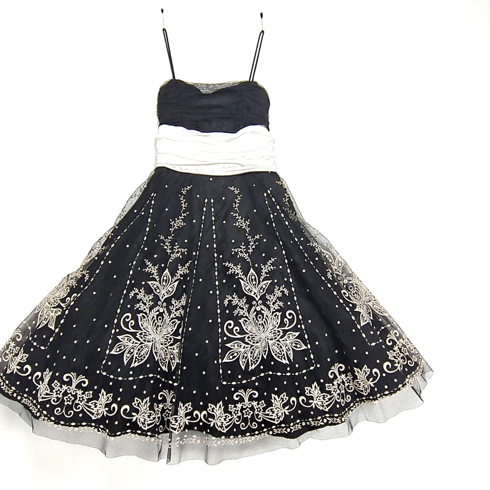 Vestido Formal De Colección Juniors 6 Baile de graduación Cachicho Hada Y2K Negro Brillante Floral Foto 1 de 4