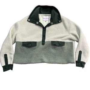 House Of Sunny 1/2 Button Green Cropped Sherpa Women’s Size 4US - Picture 1 of 7