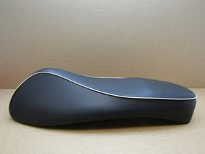 Piaggio Vespa GTS 125 Super 2023 2,278 miles seat saddle (13050) - Picture 1 of 11