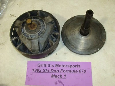 Ski-Doo 670 1993 doble máquina 1 Fórmula 33 mm eje cónico embrague primario TRA Foto 1 de 4