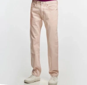 Levi’s Fresh Men’s 501® Originals 36X32 NWT Salmon Pink Jeans - Picture 1 of 2