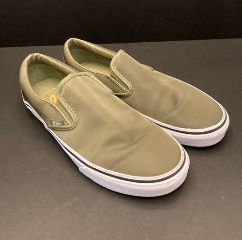Vans slip on classico basso drab verde oliva tomaia nylon unisex M 7 5 W 9 indossato una volta