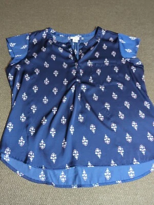 Liz Claiborne Petite Women's Top | Size PXXL | Navy Blue Floral Blouse - Image 1 of 4